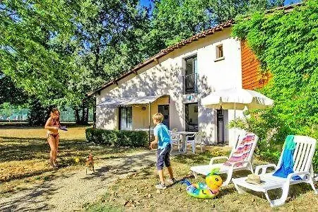 Avit Loisirs Camping *