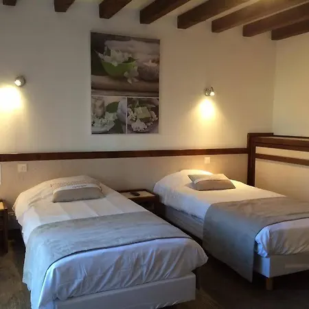 Camping Avit Loisirs Saint-Avit-de-Vialard